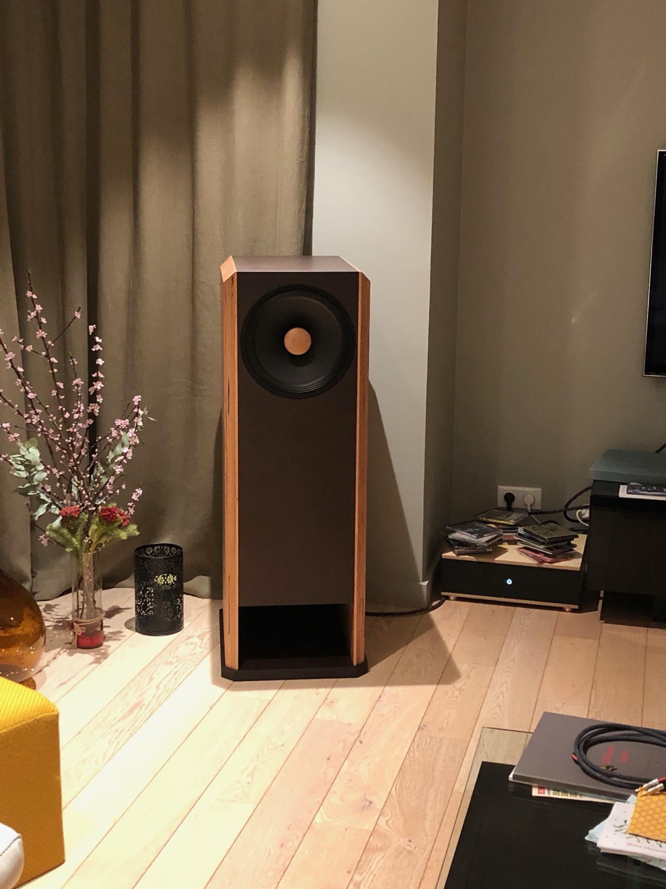 Enceinte LB 12 — photo de réalisation