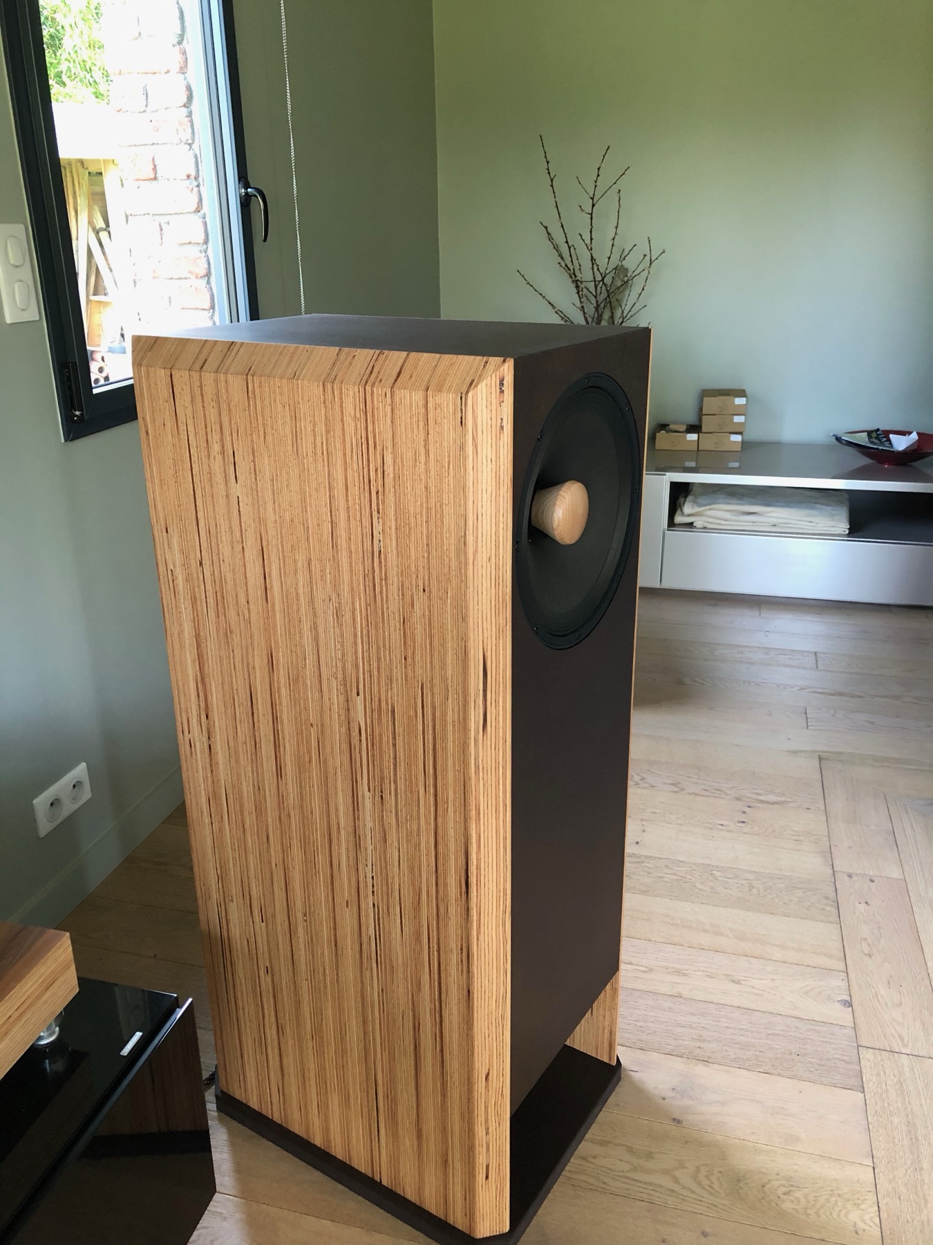 Enceinte LB 12 — photo de réalisation